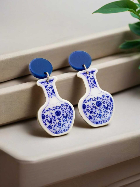 New Chinese Style Blue-and-White Porcelain Bottle Earrings: Timeless Elegance with Intertwined Vine Patterns