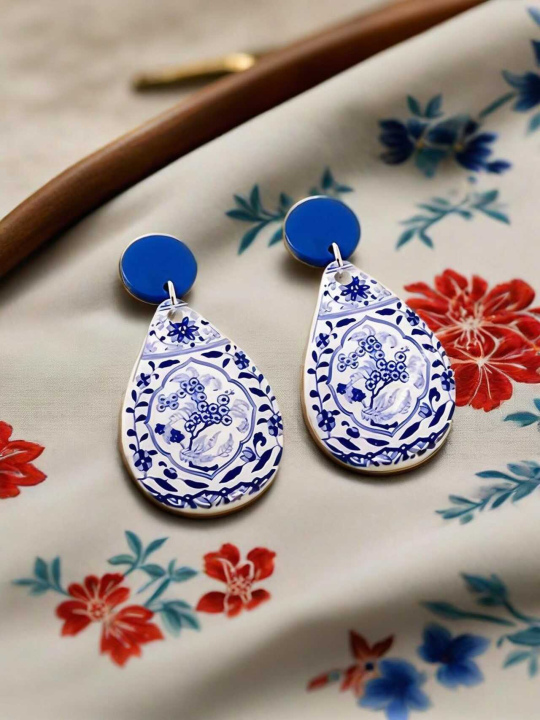 Spring and Summer New Chinese Style Blue-and-White Porcelain Teardrop Earrings - Oriental Charm Meets Fashion, Blue-and-White Patterns Brighten Everyday Looks