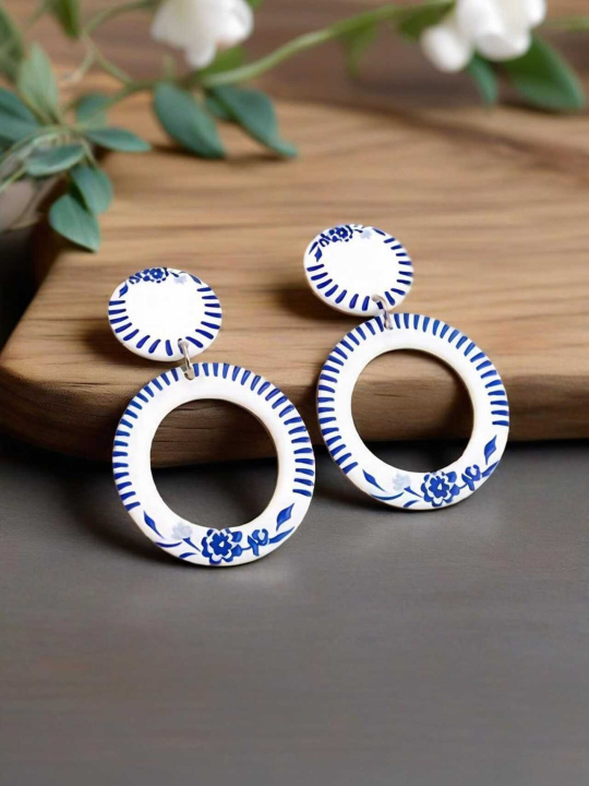 Blue-and-White Porcelain Double Hoop Earrings — Oriental Elegance with Twining Lotus & Meander Motifs for All Seasons
