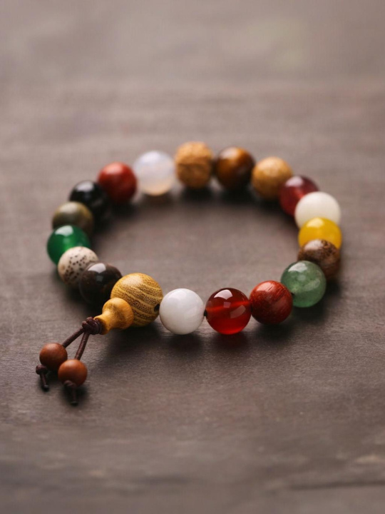 Eighteen-Bead Bracelet: The Fusion of Eastern Philosophy and Seasonal Aesthetics