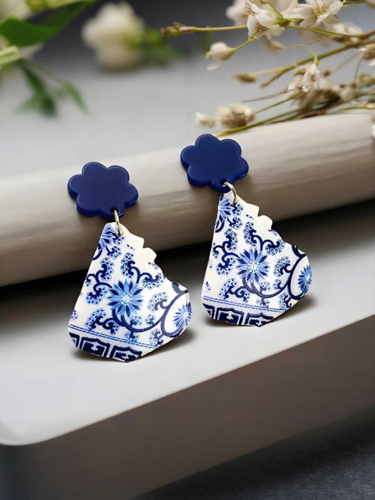 Spring and Summer New Chinese Style Blue-and-White Fan-Shaped Bottle Earrings. Six-Petal Flower Studs + Fan-Shaped Body, Blending Oriental Porcelain Charm with Trendy Flair